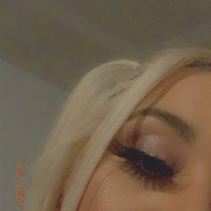 Meet your Posher, Jazmine